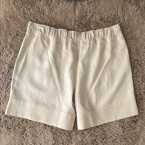 NWT Cozy Earth Lived in Linen Coastal Shorts- M - Picture 5 of 5